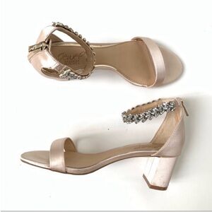 Jewel Badgley Mischka Bradley Ankle Strap Sandal Size 7.5